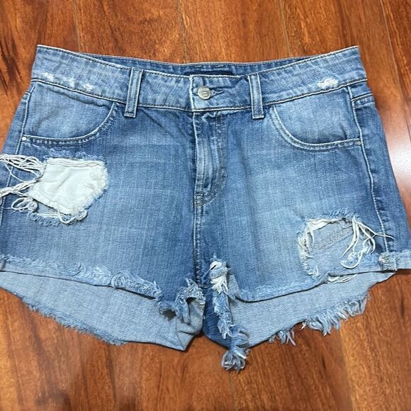 Guess Jean shorts size 2 - Picture 2 of 3